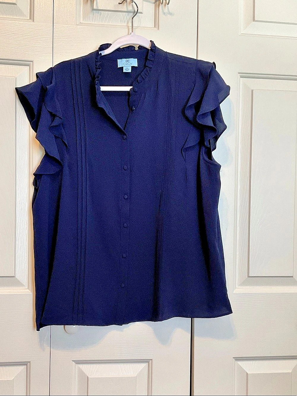 Women’s plus CeCe Ruffle Sleeve Blouse in Blue Like New